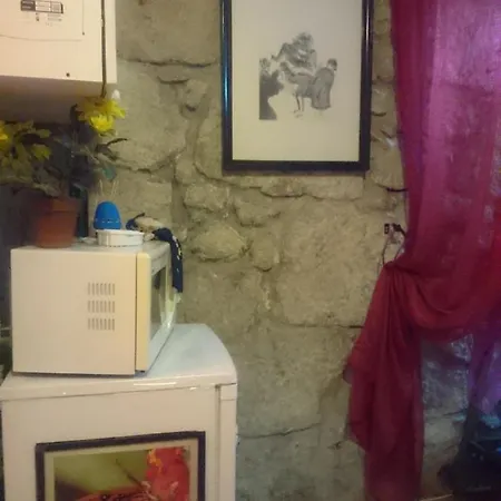 Quarto em Acomodações Particulares Al Pinheiro 66 *